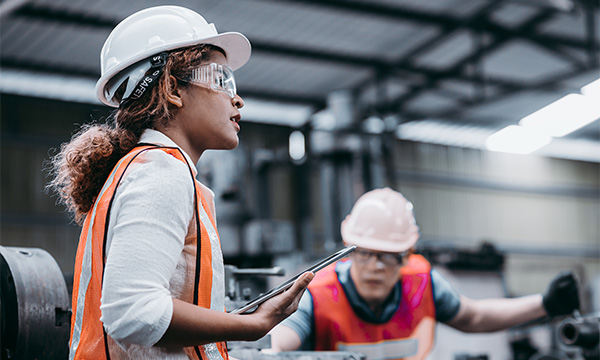 Enabling Organizational Resilience in Industrials and Manufacturing by Overcoming Structural Value Chain Challenges  image